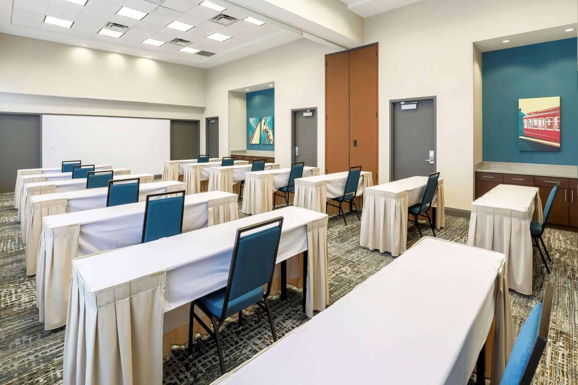 Hampton Inn & Suites Pittsburgh Downtown Екстер'єр фото
