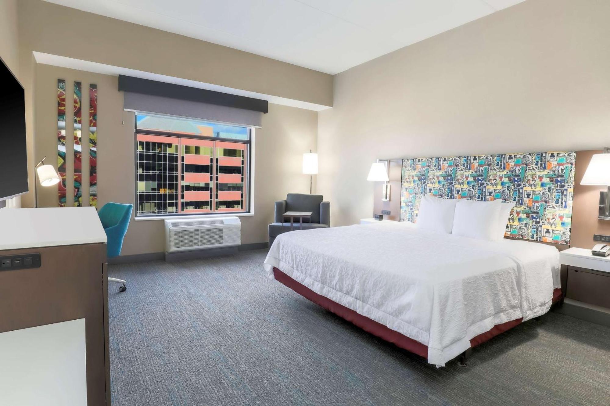 Hampton Inn & Suites Pittsburgh Downtown Екстер'єр фото